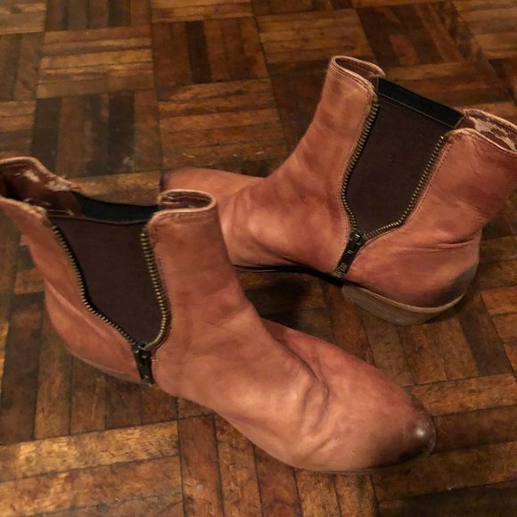 Booties by Sam Edelman - Picture 1 of 4